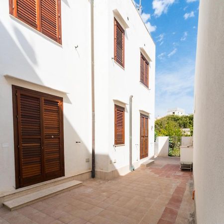 La Corte Di Colombo Favignana Luaran gambar